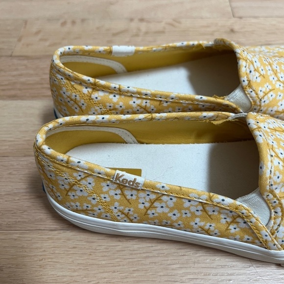 Keds Women’s Yellow Floral Double Decker Slip on Sneakers 6 - Picture 10 of 12